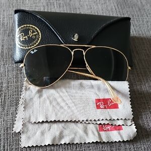 Ray-Ban Black and Gold Aviator Sunglasses
